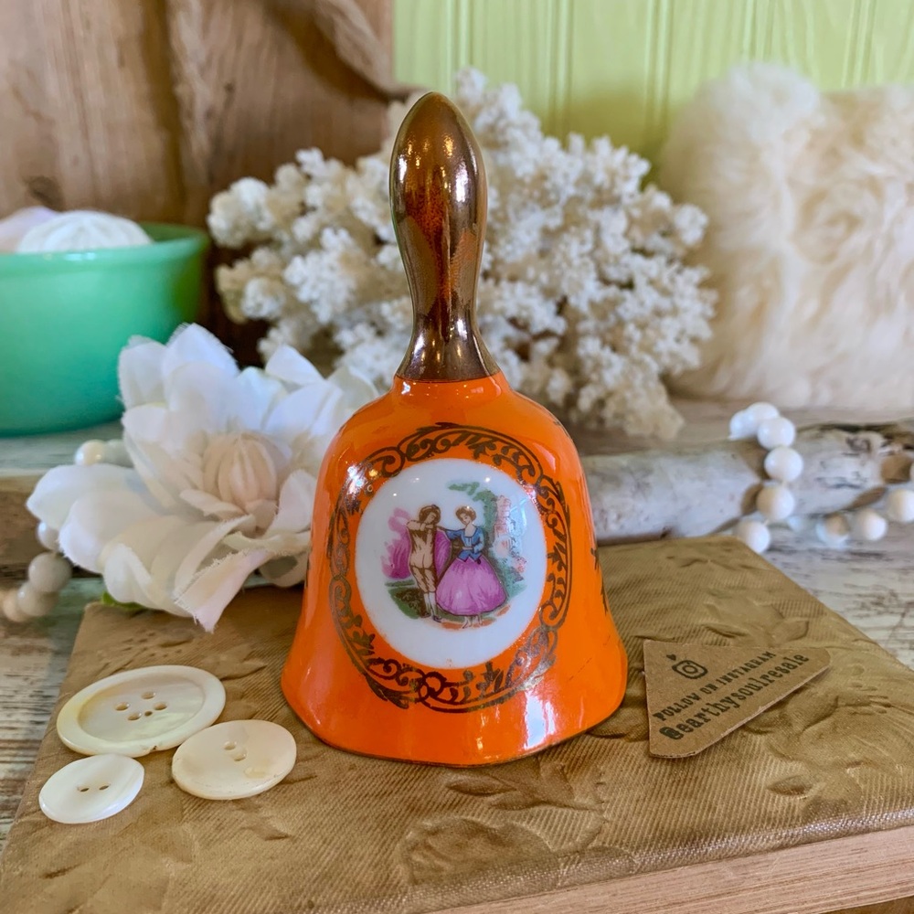Vintage Ceramic Bell 🧡